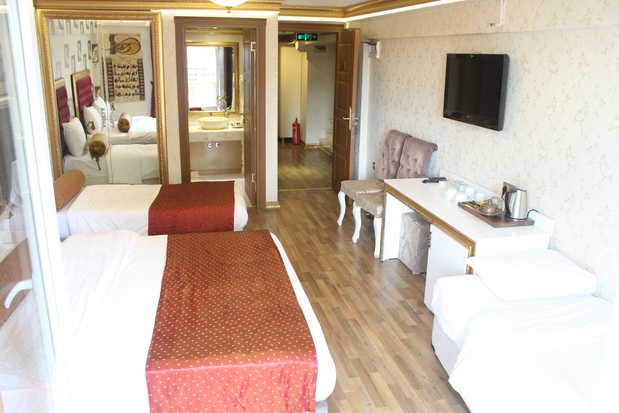 Marmara Deluxe Hotel Стамбул Экстерьер фото